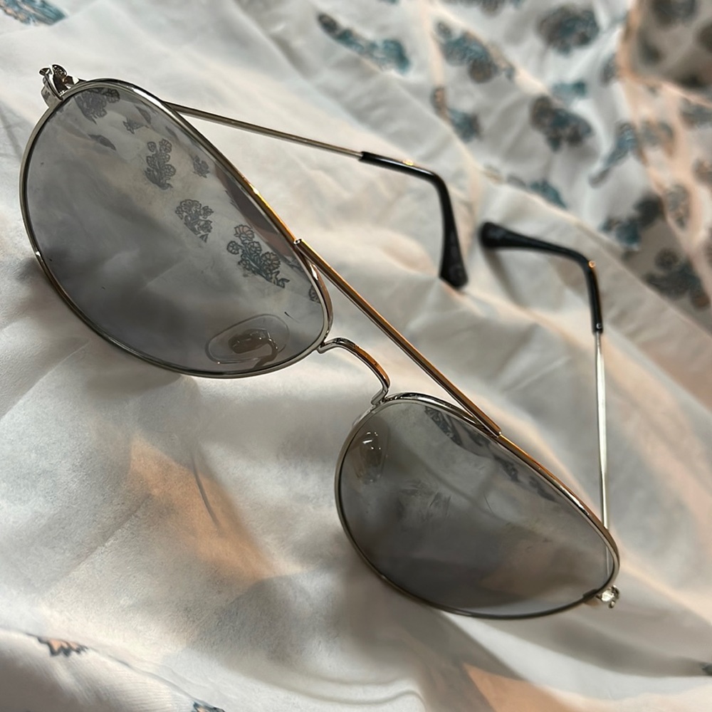 H&M Grey mirror aviator sunglasses. Size 62. Original price $20 selling for $10